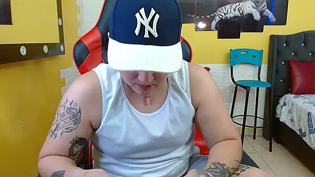 isabeautyx19 online show from September 2025 05:08:02 AM