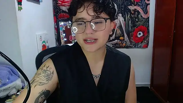 Snapshot of isabeautyx19 chatting on May 2026 12:08:01 AM isabeautyx19 online show from May 2026 12:08:01 AM