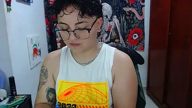 Snapshot of isabeautyx19 chatting on May 2026 04:14:02 PM isabeautyx19 online show from May 2026 04:14:02 PM