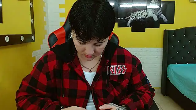 Snapshot of isabeautyx19 chatting on November 2025 03:10:02 AM isabeautyx19 online show from November 2025 03:10:02 AM