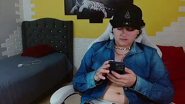 isabeautyx19 online show from April 2026 02:46:02 AM