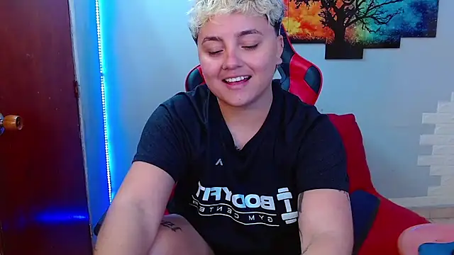 isabeautyx19 online show from February 2025 05:36:01 AM