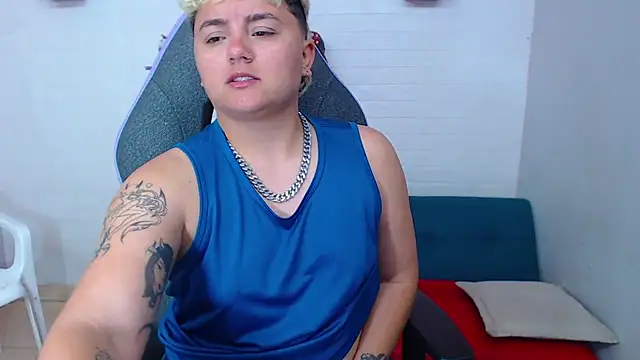 isabeautyx19 online show from February 2025 05:43:02 AM