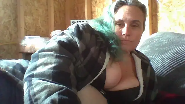 stellaquinn1775 online show from January 2026 08:04:02 PM