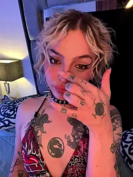 Snapshot of Bonnie_vega chatting on October 2025 01:07:02 AM Bonnie vega online show from October 2025 01:07:02 AM