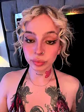 Snapshot of Bonnie_vega chatting on September 2025 08:29:01 PM Bonnie vega online show from September 2025 08:29:01 PM