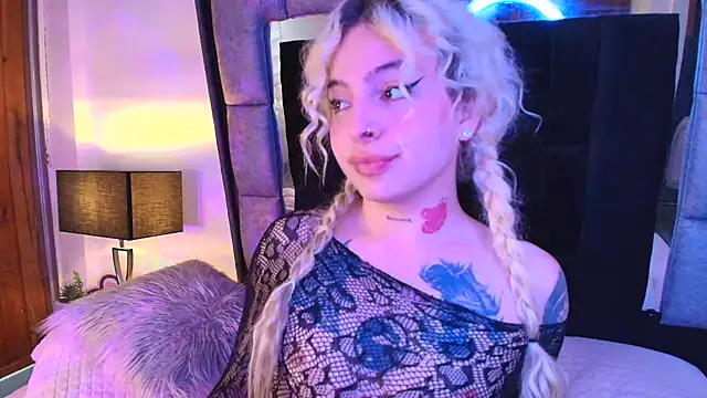 Snapshot of Bonnie_vega chatting on March 2025 09:16:02 PM Bonnie vega online show from March 2025 09:16:02 PM