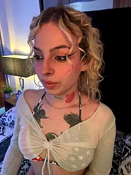 Snapshot of Bonnie_vega chatting on October 2025 08:30:01 PM Bonnie vega online show from October 2025 08:30:01 PM