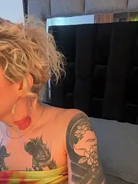 Snapshot of Bonnie_vega chatting on September 2025 08:20:02 PM Bonnie vega online show from September 2025 08:20:02 PM