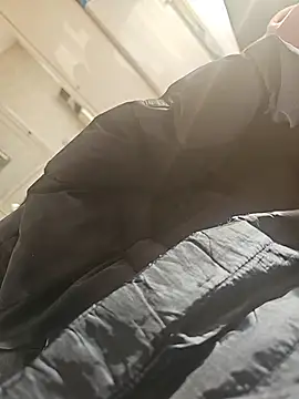 Snapshot of mia69x chatting on November 2025 03:05:02 PM mia69x online show from November 2025 03:05:02 PM