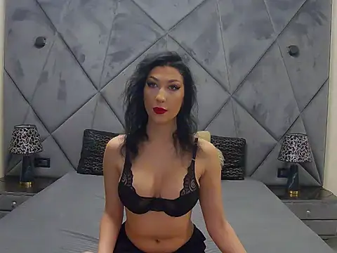 Scarlett Charm online show from December 2024 04:11:02 PM