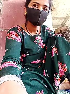 Snapshot of Mamta_Chaterjee chatting on April 2026 01:48:01 AM Mamta Chaterjee online show from April 2026 01:48:01 AM