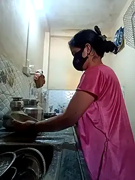 Snapshot of Mamta_Chaterjee chatting on February 2025 02:22:02 AM Mamta Chaterjee online show from February 2025 02:22:02 AM