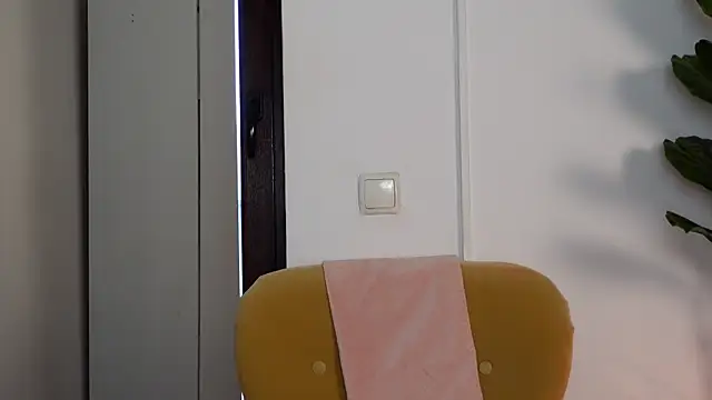 NinaCrystal1 online show from February 2026 06:57:01 AM