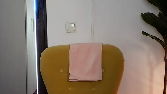 NinaCrystal1 online show from March 2026 10:21:02 AM