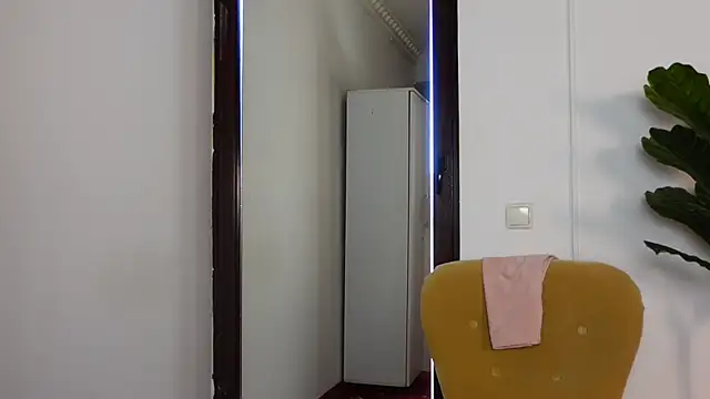 NinaCrystal1 online show from December 2025 08:49:02 AM