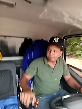 yoryisexi online show from October 2025 01:34:01 PM