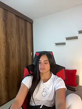 alexa joonesofficial online show from February 2025 01:09:02 AM