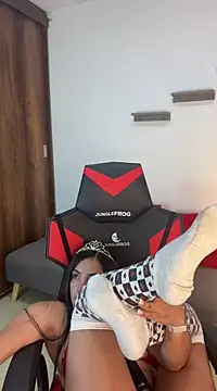 alexa joonesofficial online show from February 2025 03:31:02 AM