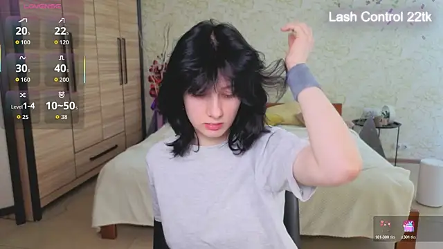 JulisSweet online show from April 2026 06:37:02 AM