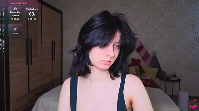 JulisSweet online show from January 2026 09:49:01 AM