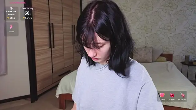 Snapshot of JulisSweet chatting on October 2025 07:20:02 AM JulisSweet online show from October 2025 07:20:02 AM