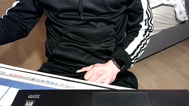 SissyStefanie online show from March 2026 05:47:02 PM