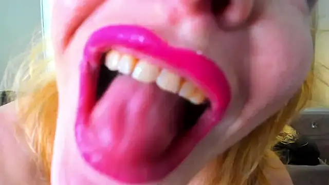 SquirtyAlisa online show from September 2025 09:58:02 PM