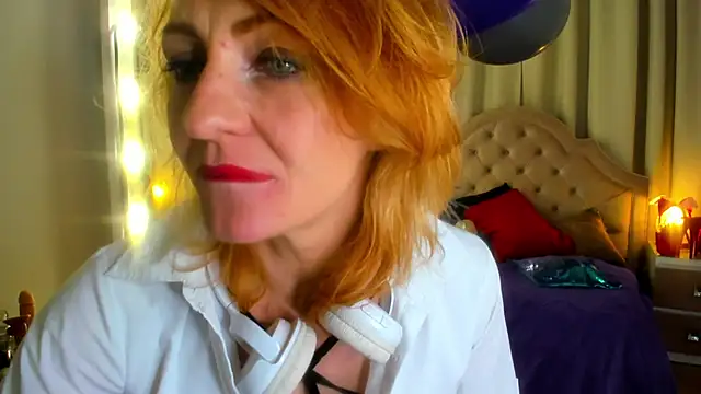 SquirtyAlisa online show from October 2025 11:28:01 PM
