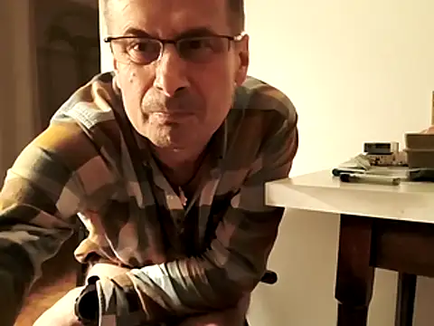 gendos777 online show from December 2025 02:54:02 PM