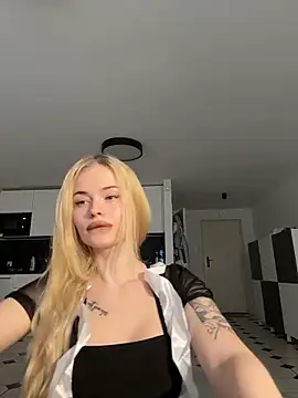 Vladamais online show from March 2026 12:24:01 PM