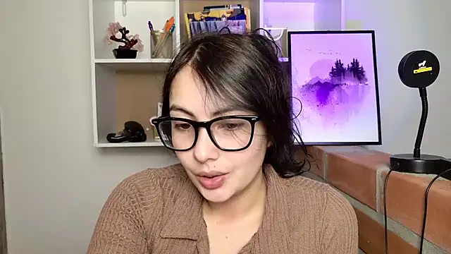 Snapshot of lalawhitte chatting on May 2026 10:23:02 AM lalawhitte online show from May 2026 10:23:02 AM