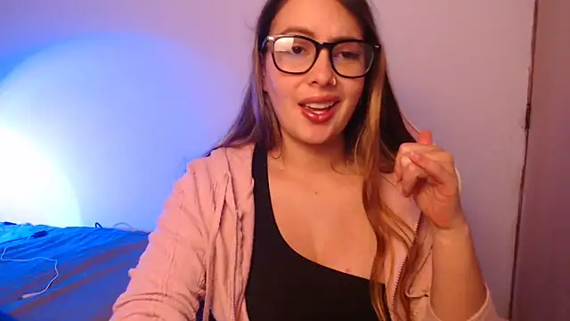 lalawhitte online show from October 2025 09:04:02 PM