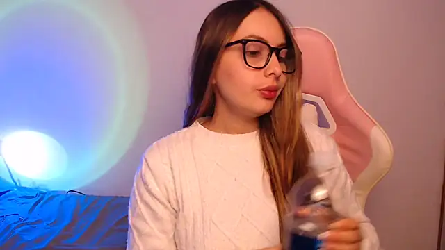 lalawhitte online show from October 2025 09:15:02 PM