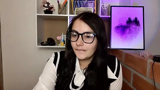 Snapshot of lalawhitte chatting on May 2026 09:38:02 AM lalawhitte online show from May 2026 09:38:02 AM