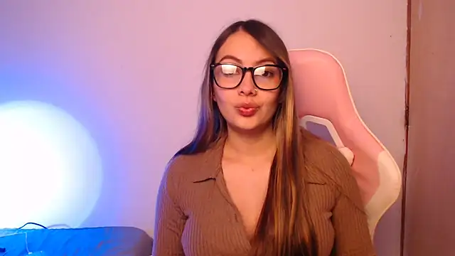 lalawhitte online show from October 2025 09:47:01 PM