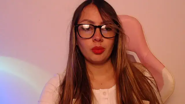 Snapshot of lalawhitte chatting on November 2025 09:26:01 PM lalawhitte online show from November 2025 09:26:01 PM