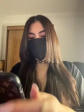 Hot-Sarah-arab online show from February 2026 07:14:02 PM