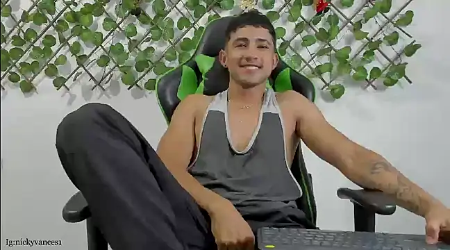nicky vances online show from December 2024 08:12:02 PM
