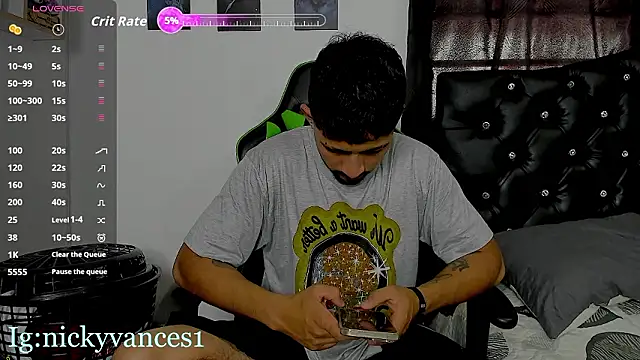 nicky vances online show from February 2026 08:08:02 PM