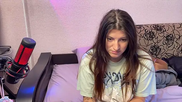 Katrin  kiss online show from May 2026 03:40:02 PM