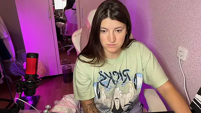 Katrin  kiss online show from November 2025 07:29:01 PM