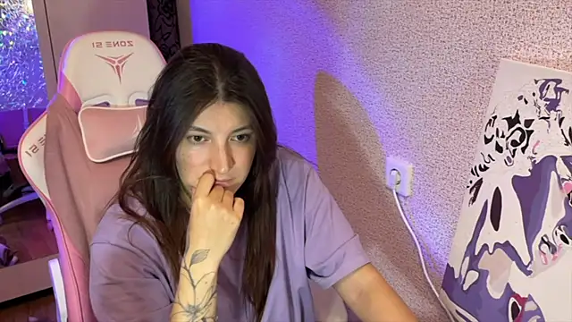 Katrin  kiss online show from April 2026 09:05:01 PM