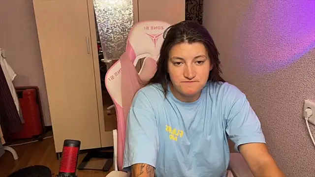 Katrin  kiss online show from July 2026 05:13:01 PM