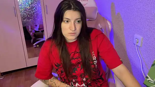 Katrin  kiss online show from February 2026 05:57:01 PM