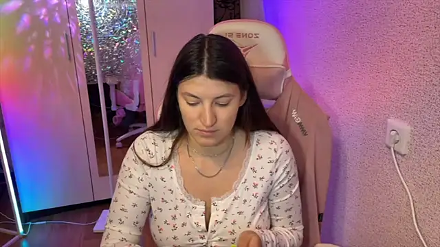 Katrin  kiss online show from January 2026 04:10:01 PM