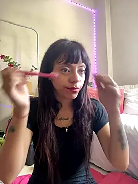 Snapshot of melisabunnny chatting on November 2025 12:09:01 PM melisabunnny online show from November 2025 12:09:01 PM