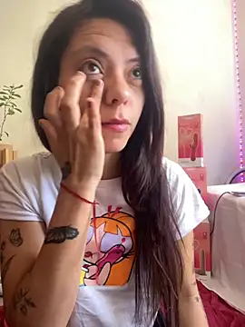 Snapshot of melisabunnny chatting on November 2025 03:55:02 PM melisabunnny online show from November 2025 03:55:02 PM