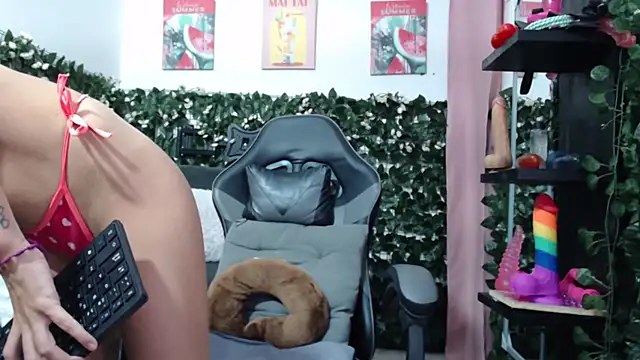 natasha squirt28 online show from November 2025 02:26:02 AM