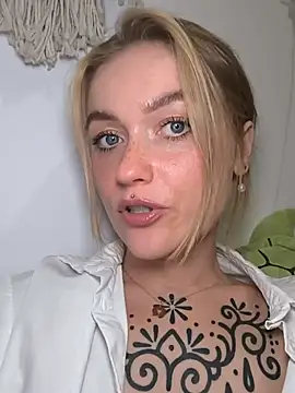Goldloeckchen159 online show from July 2026 08:37:01 PM